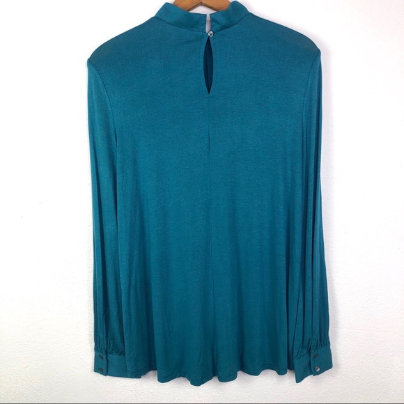 NWT Ann Taylor LOFT Mockneck Shirred Blouse - Picture 4 of 8